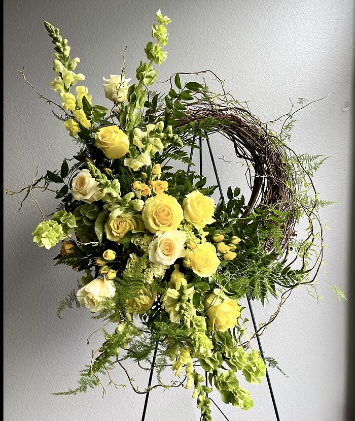 Grapevine and Yellow wreath